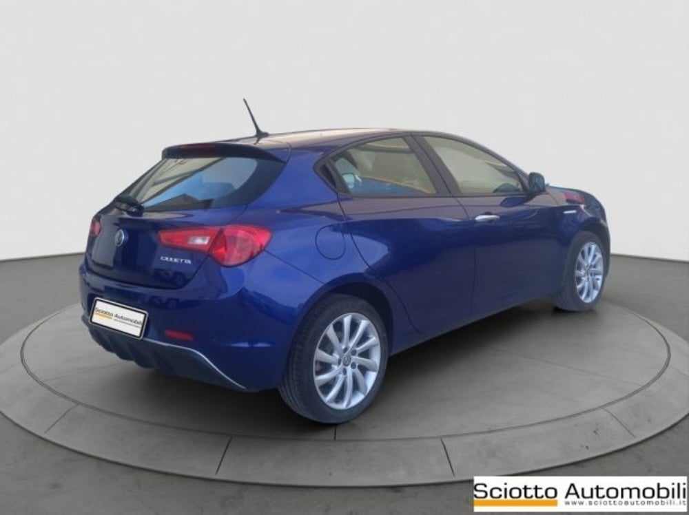 Alfa Romeo Giulietta usata a Messina (6)