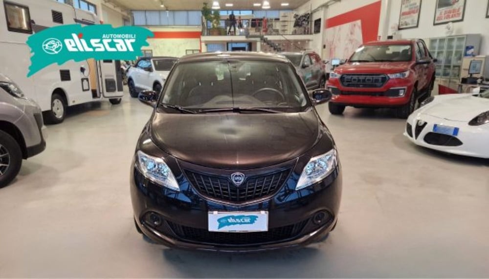 Lancia Ypsilon usata a Verona (3)