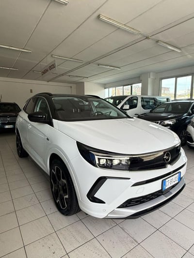 Opel Grandland 1.5 diesel Ecotec aut. Ultimate del 2024 usata a Castellammare di Stabia