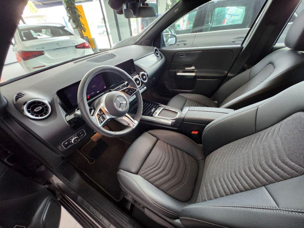 Mercedes-Benz Classe B usata a Milano (10)