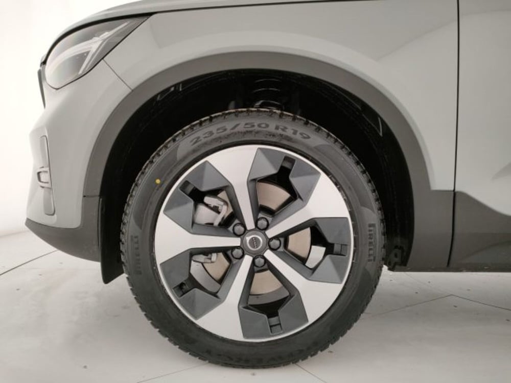 Volvo XC40 nuova a Modena (10)