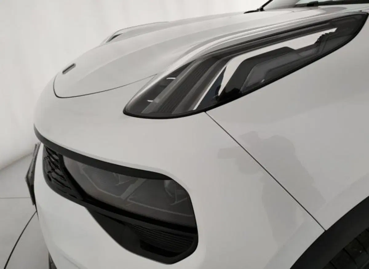 Lynk & Co 01 usata a Modena (10)