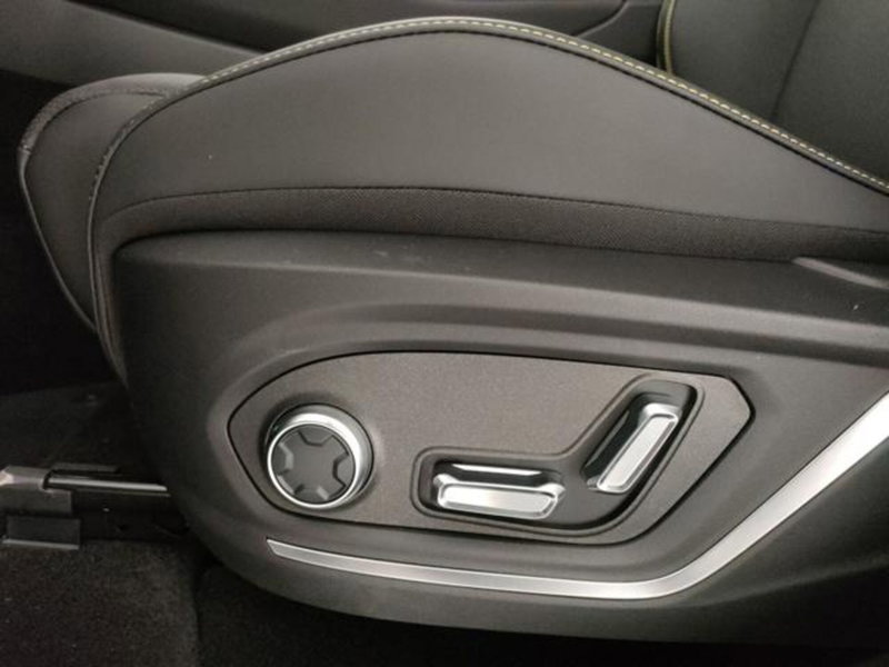 Lynk & Co 01 usata a Modena (17)