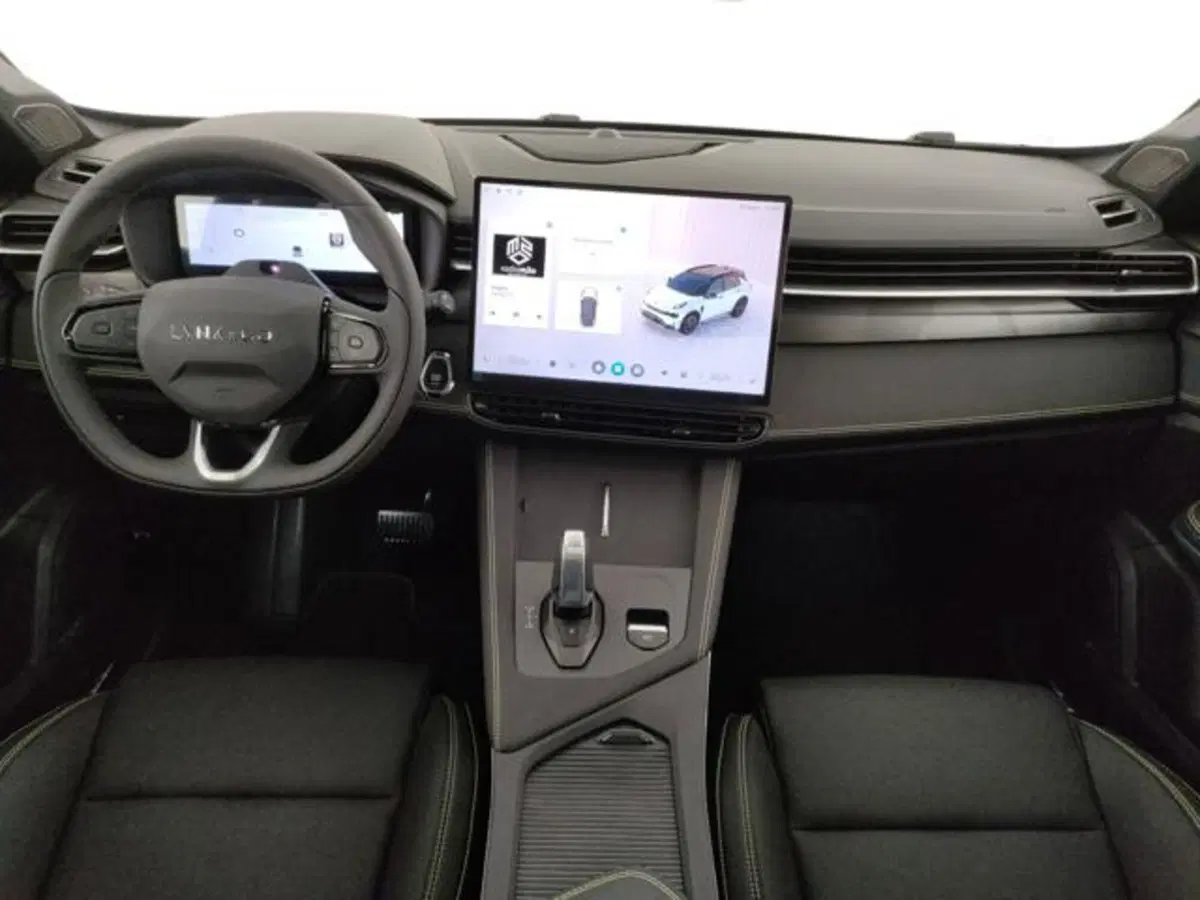 Lynk & Co 01 usata a Modena (19)