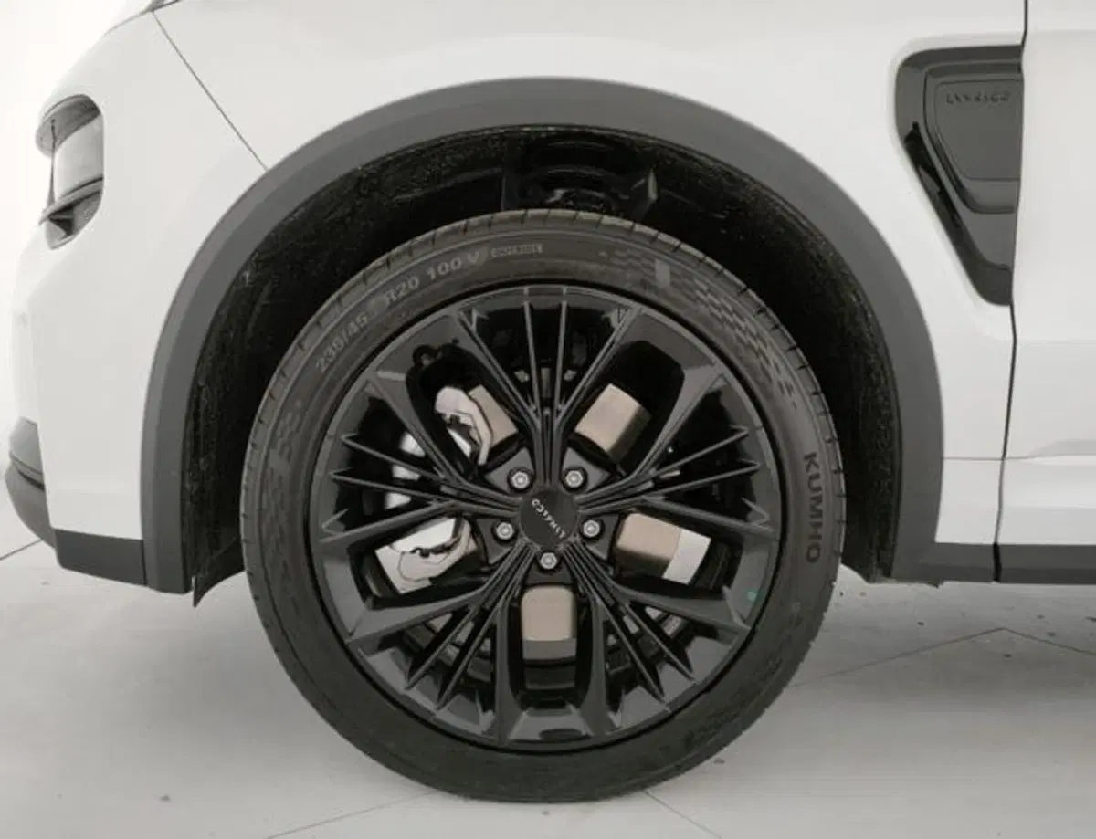 Lynk & Co 01 usata a Modena (8)