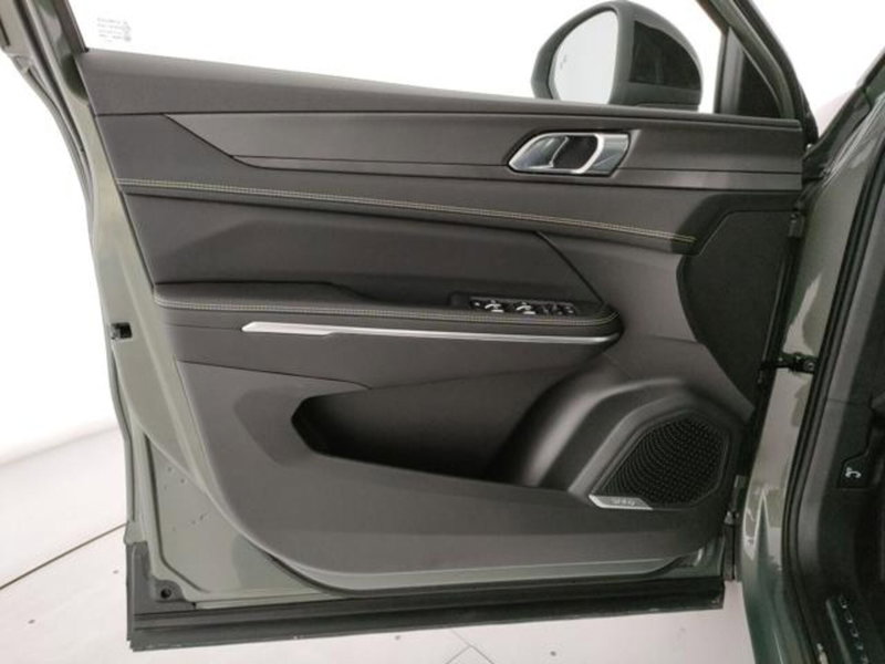 Lynk & Co 01 usata a Modena (13)