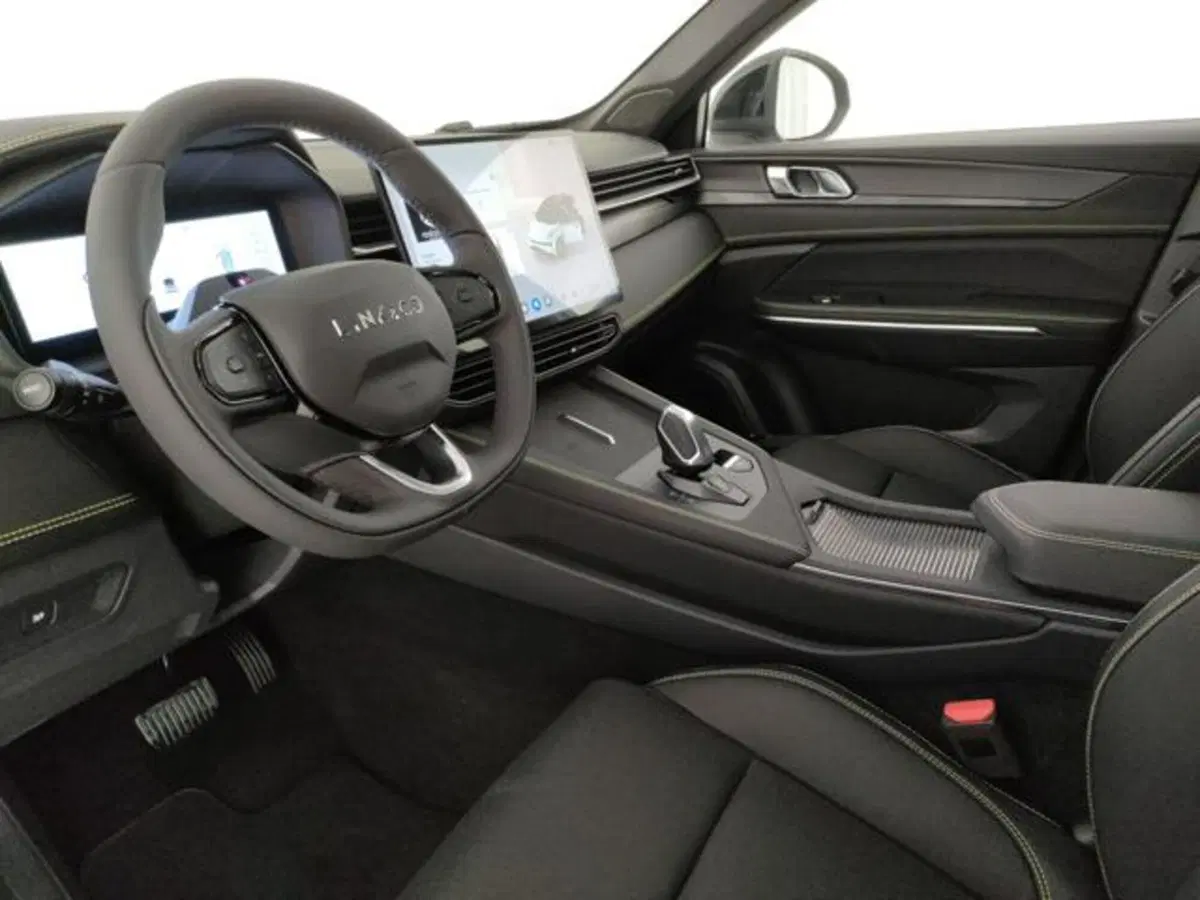 Lynk & Co 01 usata a Modena (19)
