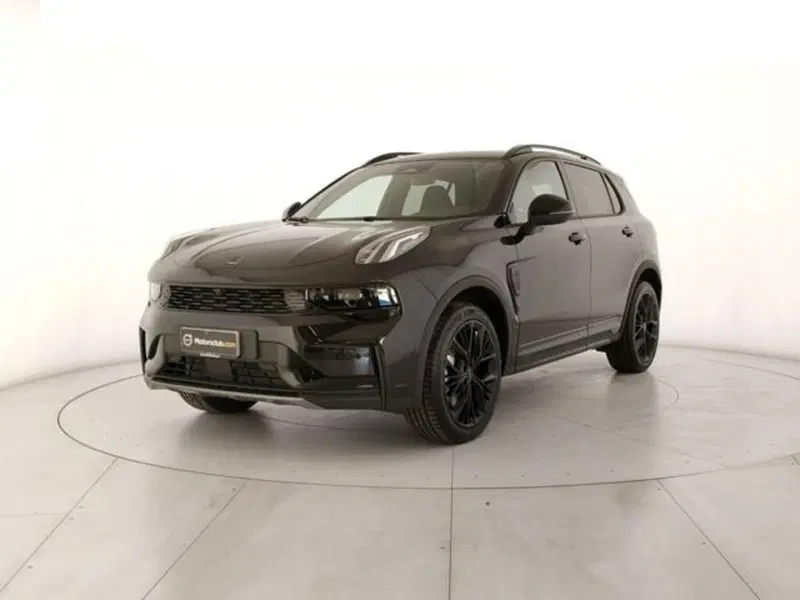 Lynk & Co 01 nuova a Modena (2)