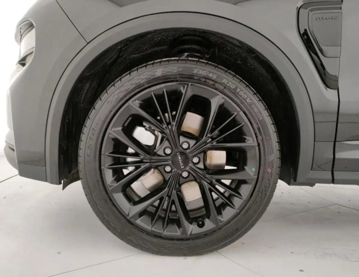 Lynk & Co 01 usata a Modena (8)
