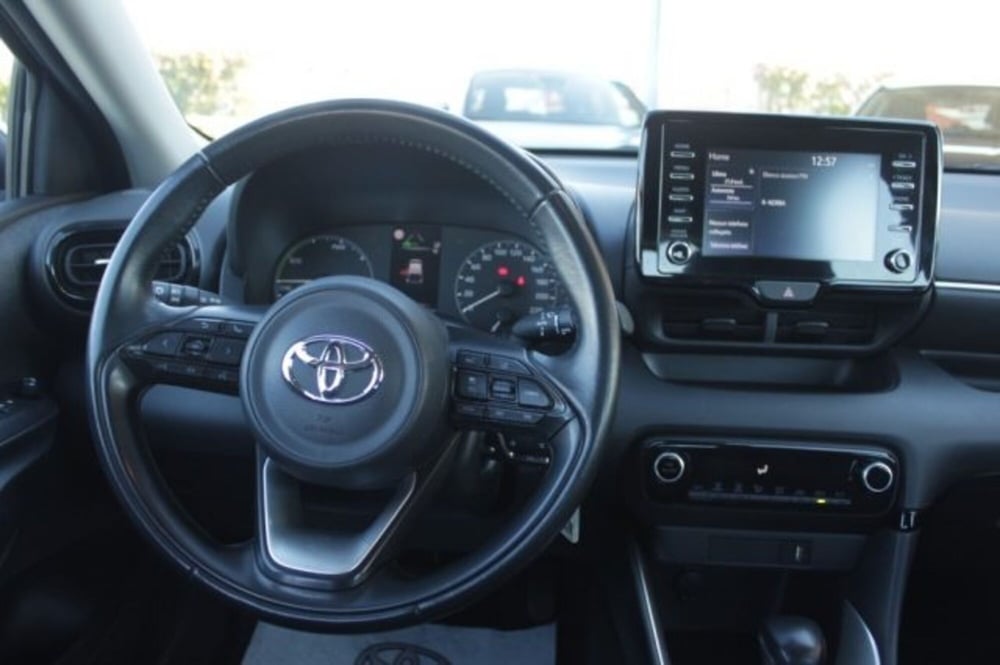 Toyota Yaris Cross usata a Roma (10)