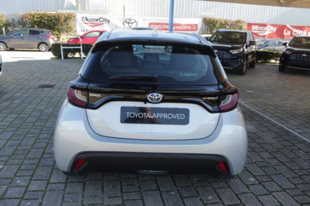 Toyota Yaris Cross usata a Roma (4)