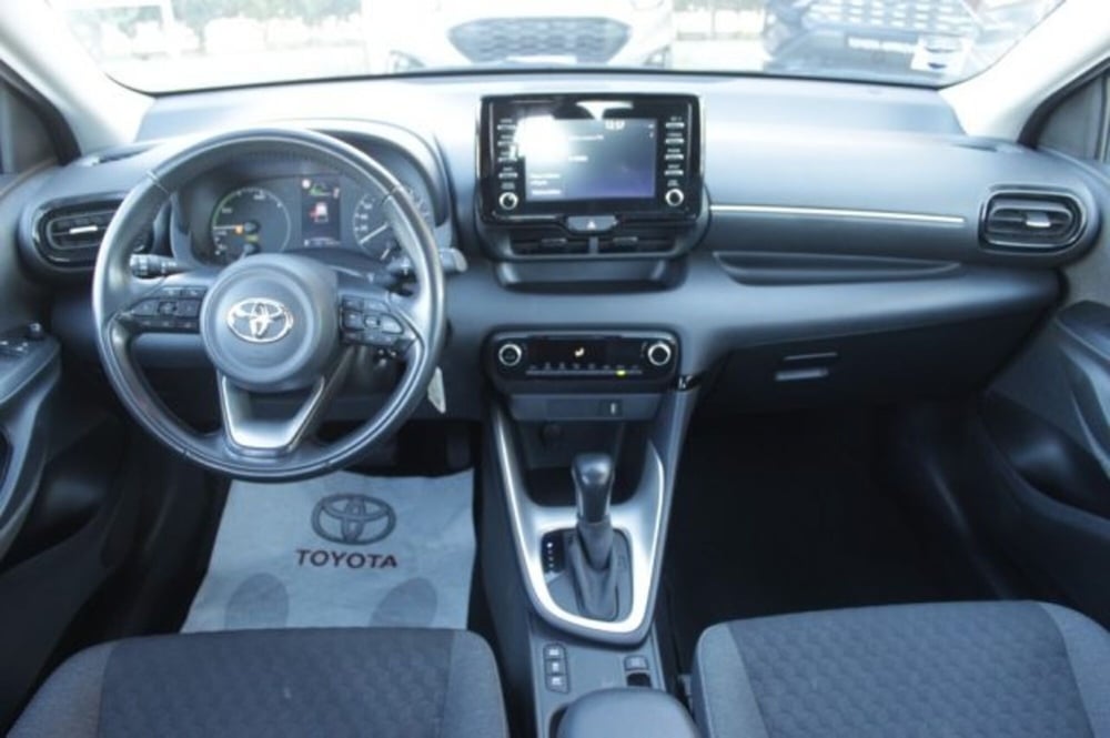 Toyota Yaris Cross usata a Roma (9)