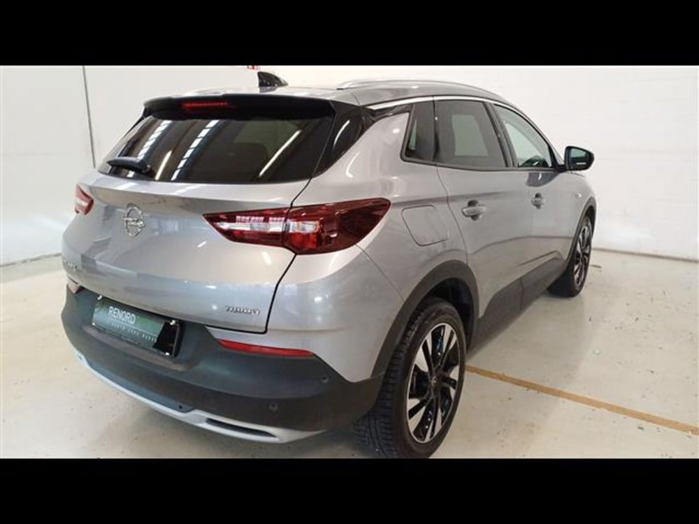 Opel Grandland X usata a Milano (4)