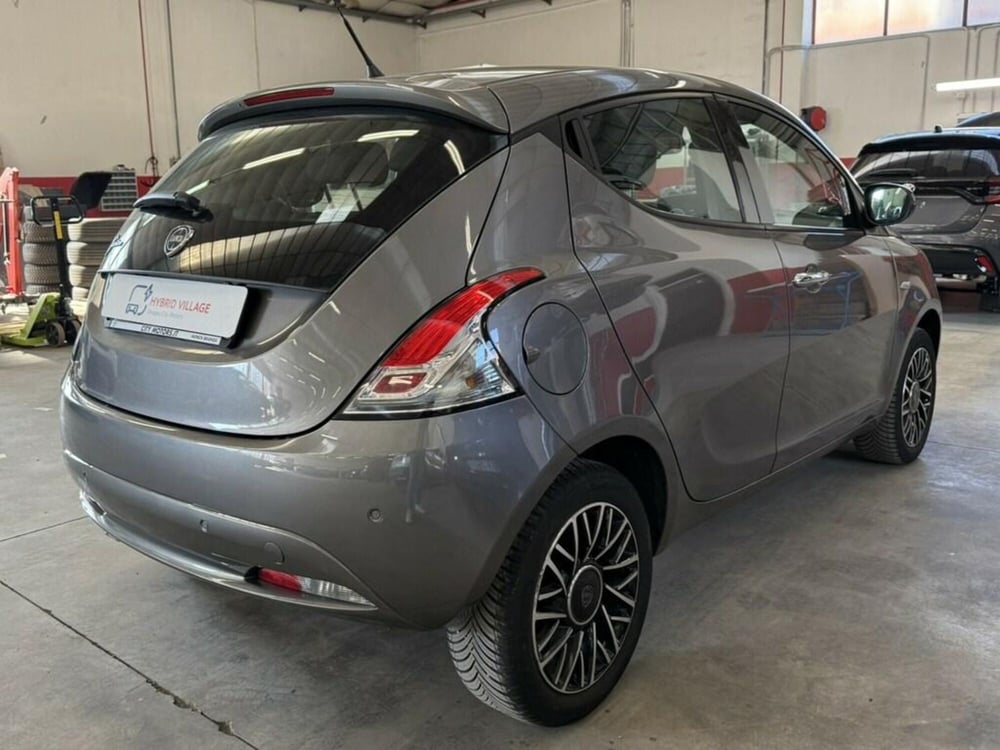 Lancia Ypsilon usata a Monza e Brianza (6)