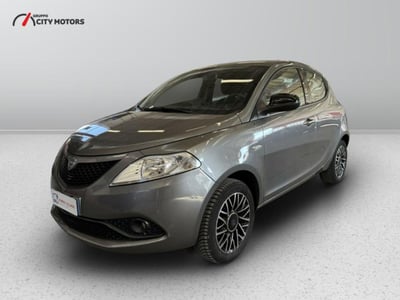 Lancia Ypsilon 1.2 69 CV 5 porte Platinum  del 2019 usata a Monza