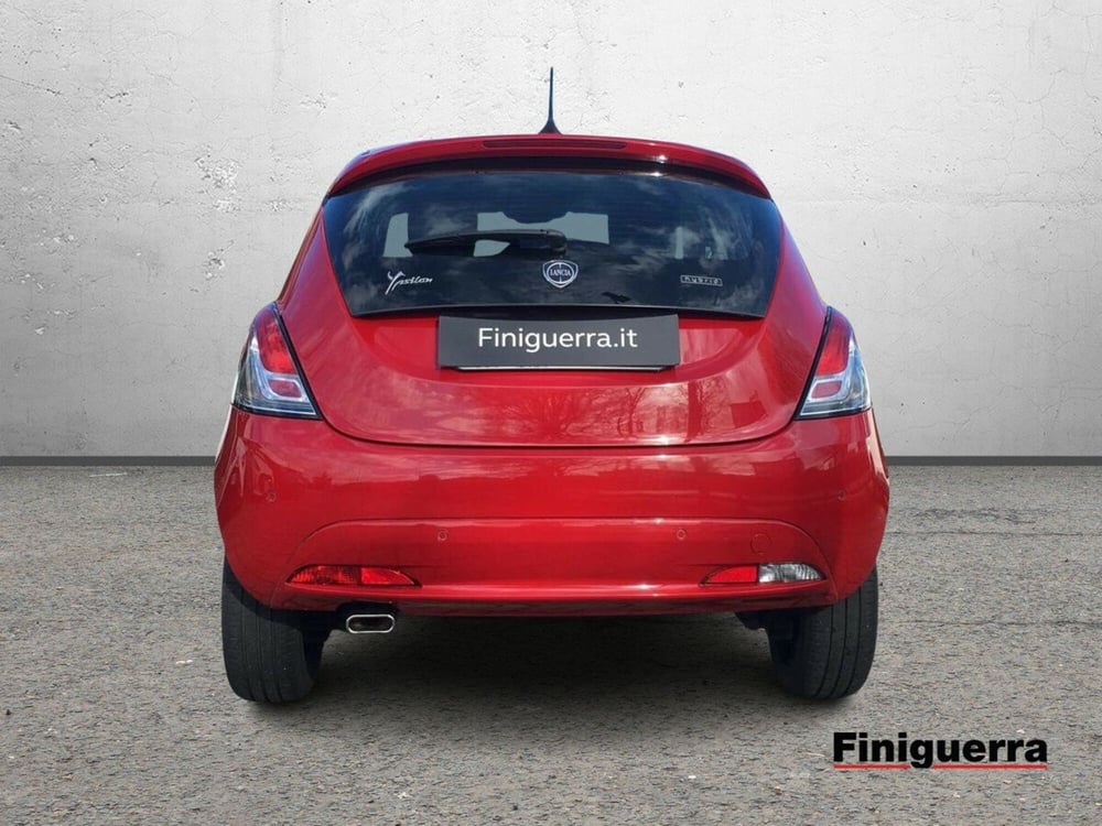 Lancia Ypsilon usata a Lecco (3)