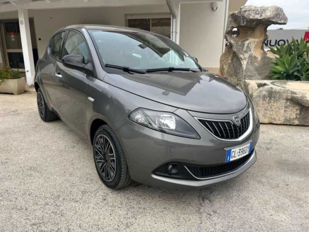 Lancia Ypsilon usata a Trapani