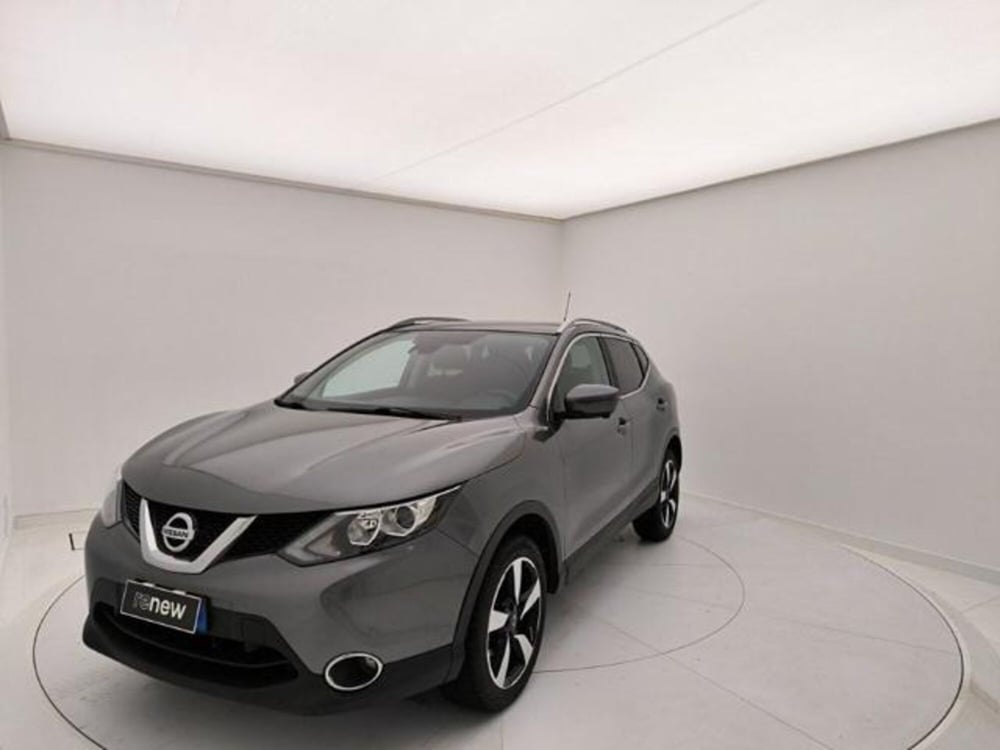 Nissan Qashqai usata a Pavia (2)