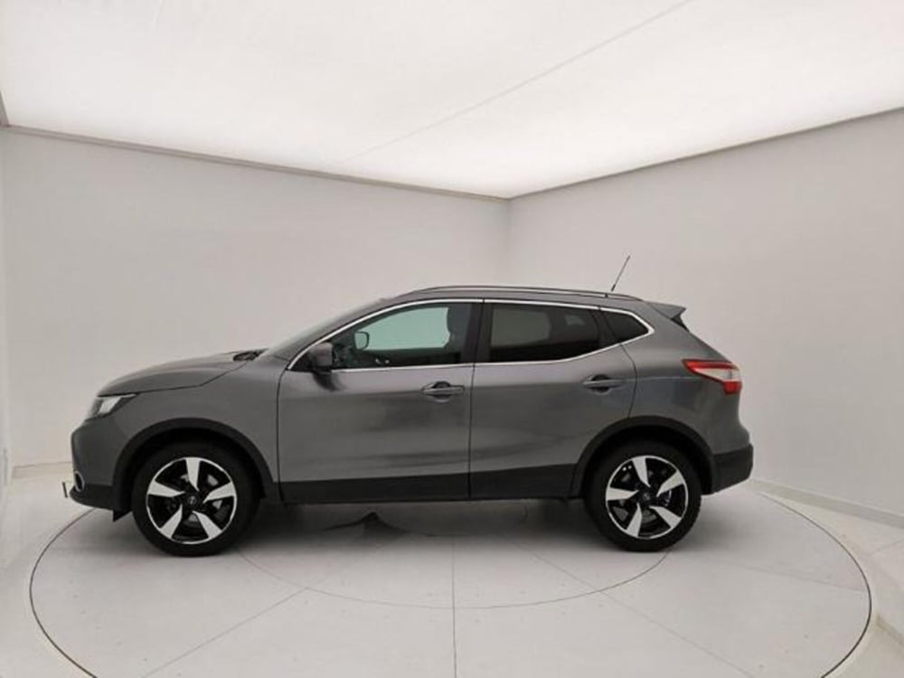 Nissan Qashqai usata a Pavia (3)