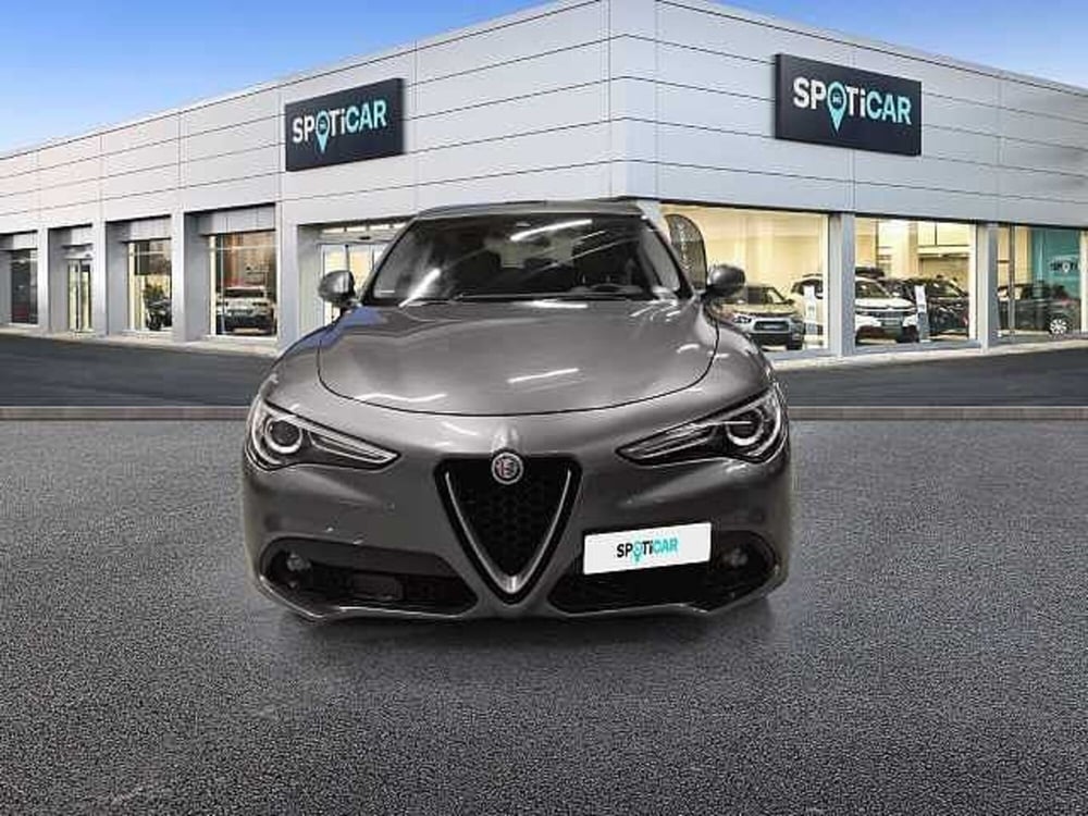 Alfa Romeo Stelvio usata a Perugia (3)