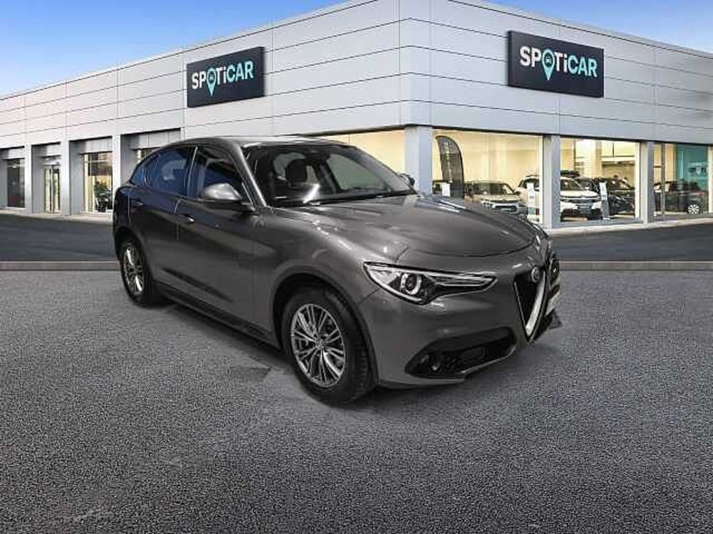 Alfa Romeo Stelvio usata a Perugia (5)