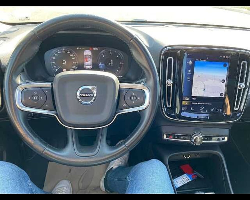 Volvo XC40 usata a Potenza (6)