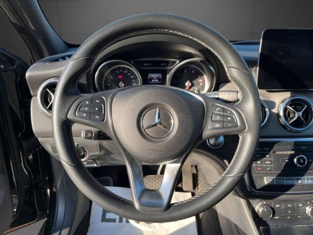Mercedes-Benz GLA SUV usata a Milano (14)