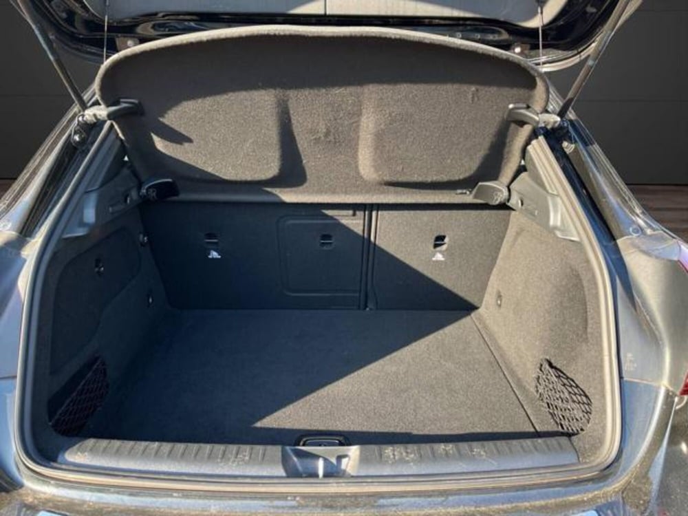 Mercedes-Benz GLA SUV usata a Milano (4)