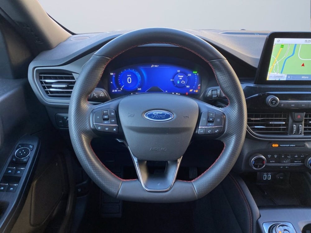 Ford Kuga usata a Milano (13)