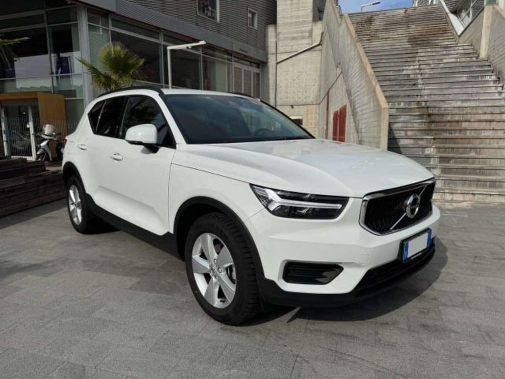 Volvo XC40 usata a Savona (3)