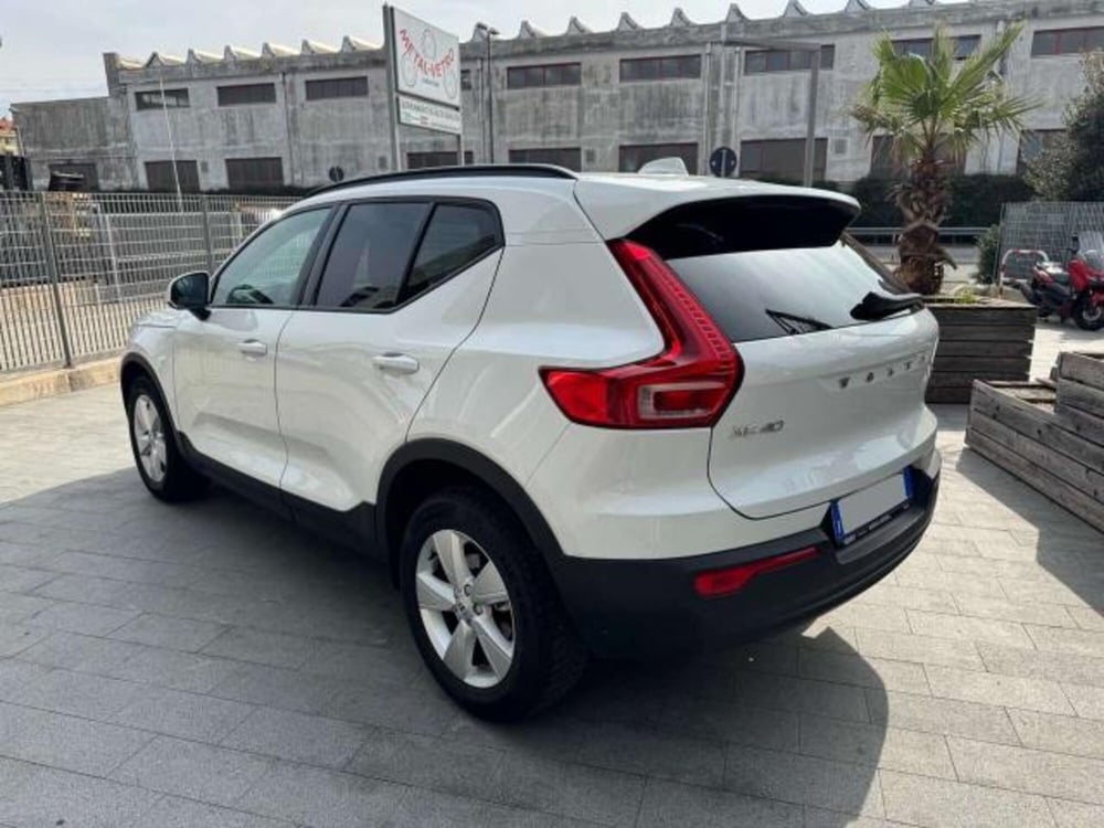 Volvo XC40 usata a Savona (7)