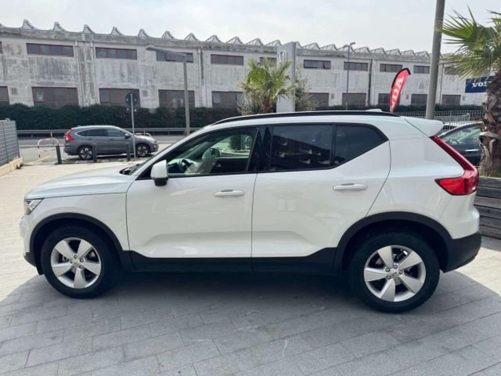 Volvo XC40 usata a Savona (8)