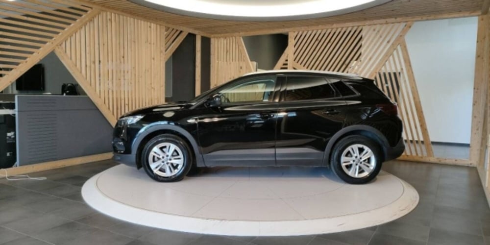 Opel Grandland X usata a Catanzaro (6)