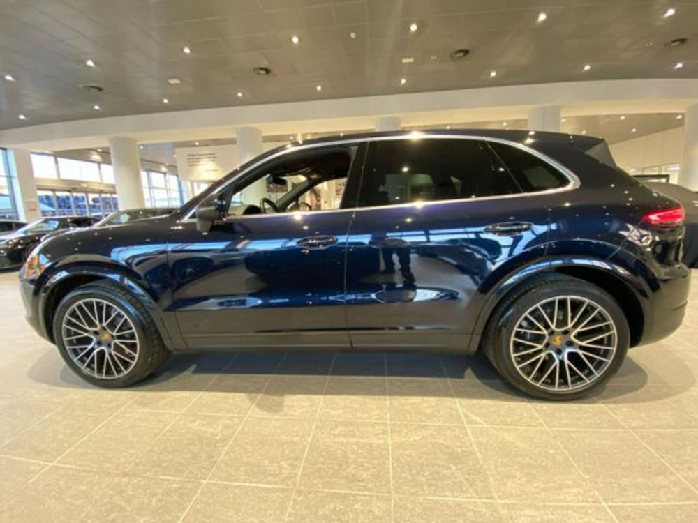 Porsche Cayenne usata a Livorno (8)