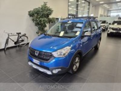 Dacia Lodgy Stepway SL DaciaPlus 1.5 Blue dCi 8V 115CV 7 posti del 2021 usata a Pordenone