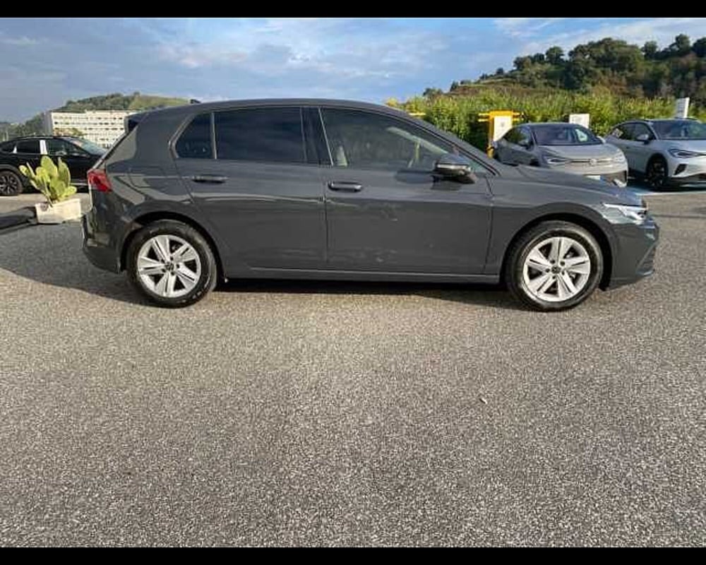 Volkswagen Golf usata a Napoli (6)