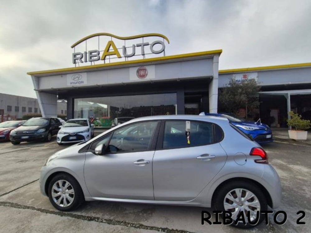 Peugeot 208 usata a Cuneo (13)