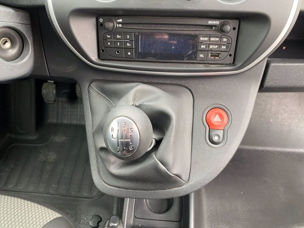 Renault Kangoo usata a Milano (14)