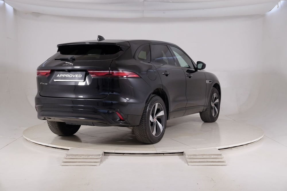 Jaguar F-Pace usata a Torino (2)