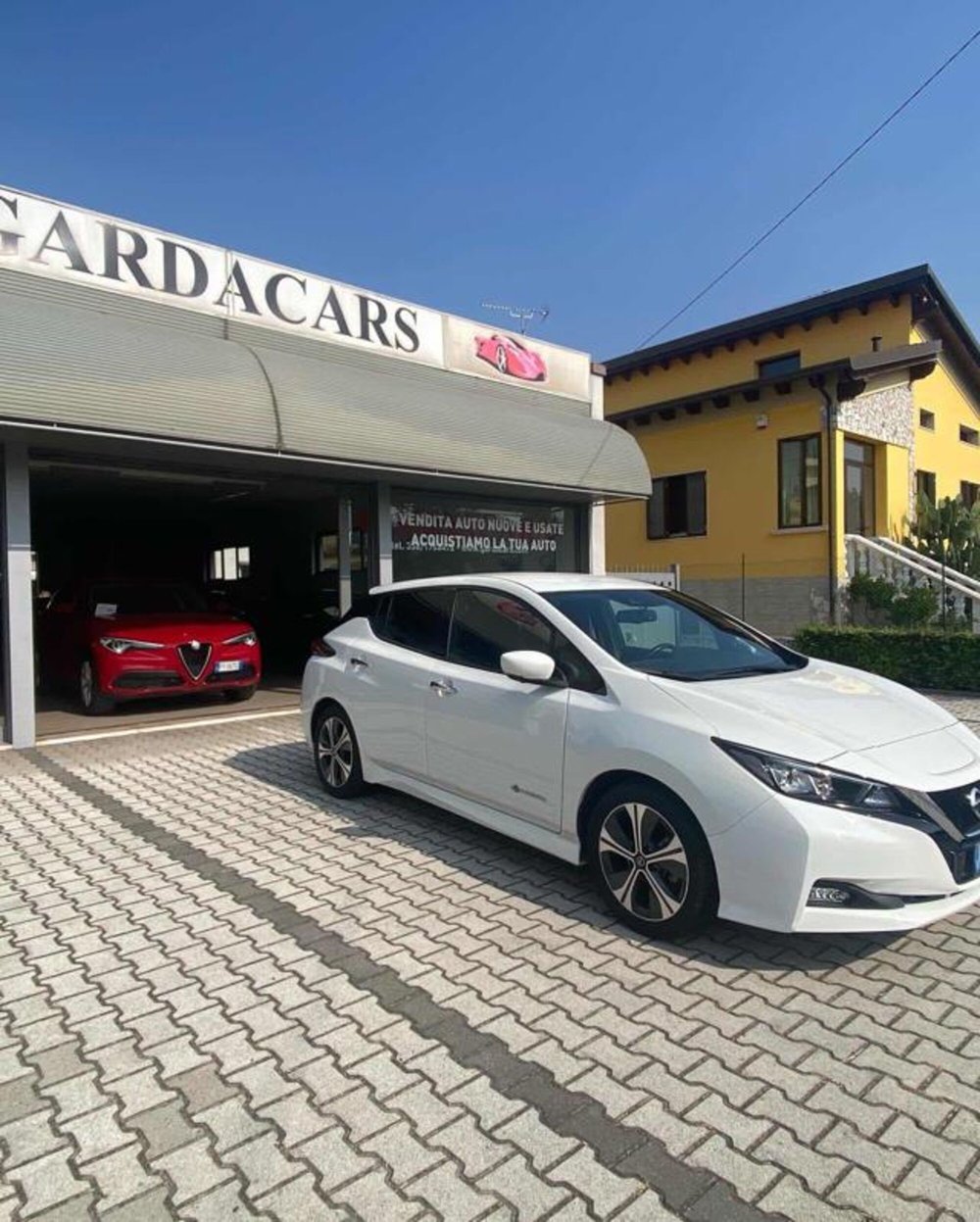 Nissan Leaf usata a Brescia (7)