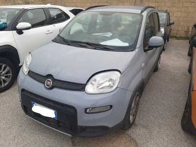 Fiat Panda 1.0 FireFly S&amp;S Hybrid City Cross  del 2022 usata a Cortona