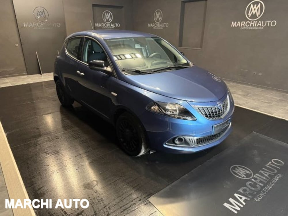 Lancia Ypsilon usata a Perugia (3)