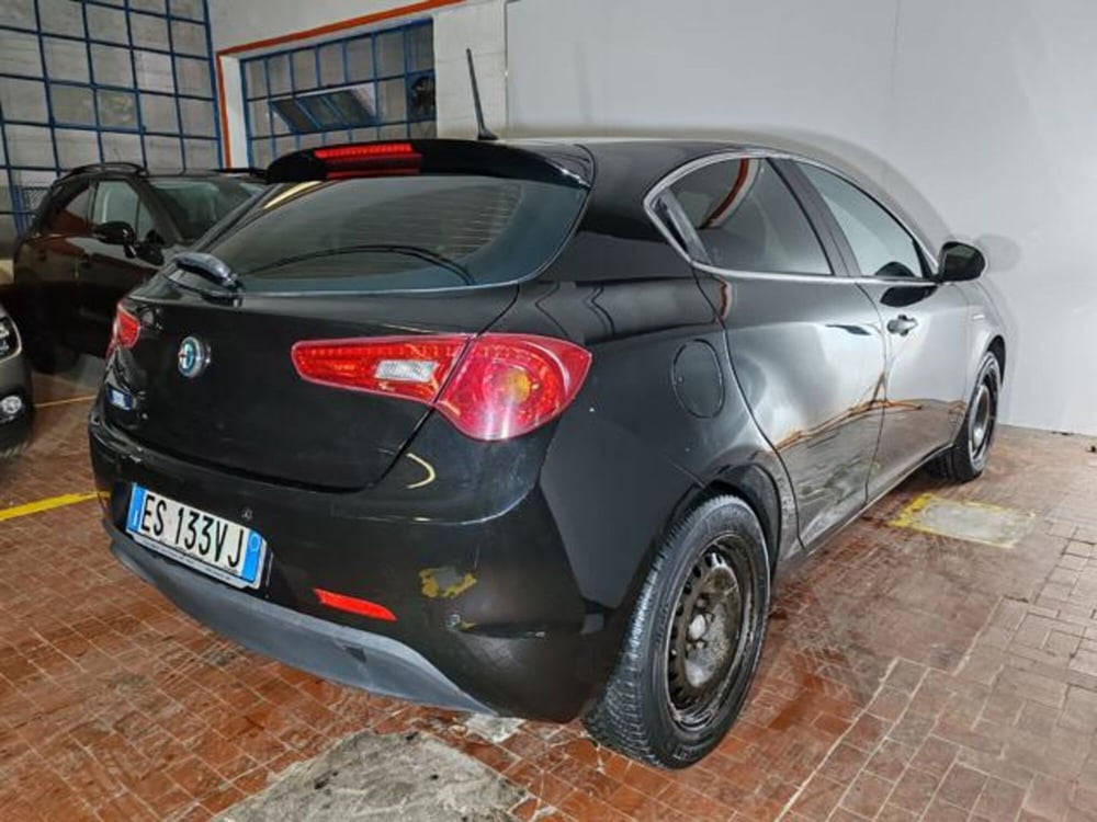 Alfa Romeo Giulietta usata a Torino (4)