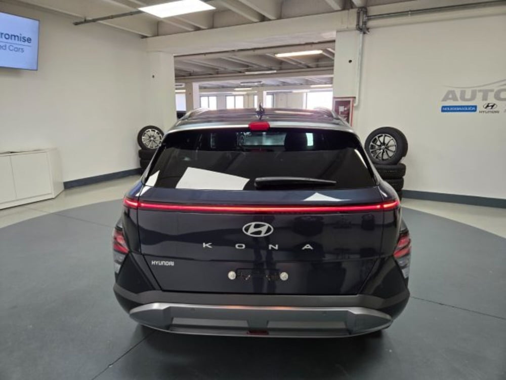 Hyundai Kona nuova a Brescia (7)