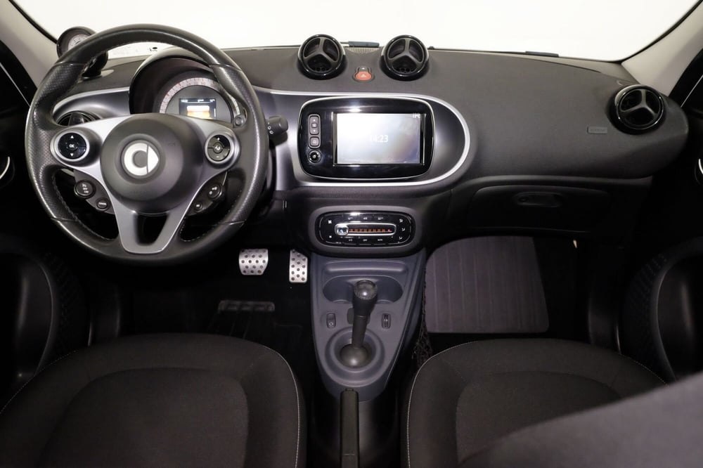 smart forfour usata a Torino (8)