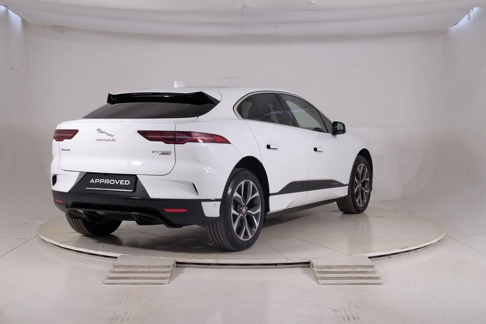 Jaguar I-Pace usata a Torino (2)