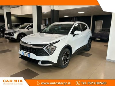 Kia Sportage 1.6 tgdi mhev Business 160cv mt nuova a Piacenza