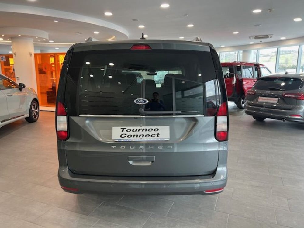 Ford Tourneo Connect nuova a Cuneo (5)