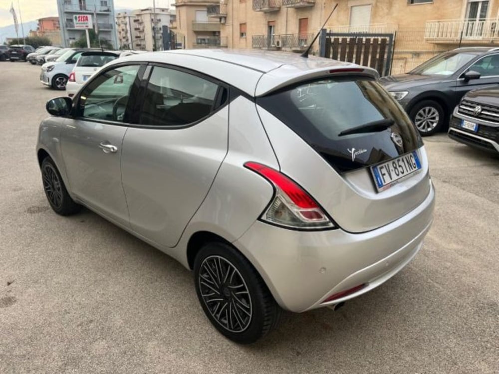 Lancia Ypsilon usata a Trapani (11)