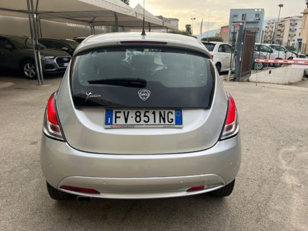 Lancia Ypsilon usata a Trapani (5)